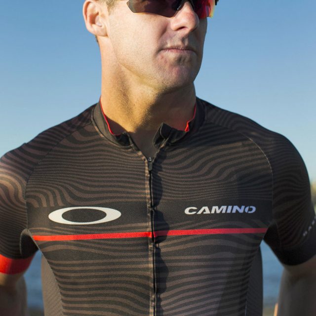 oakley cycling top