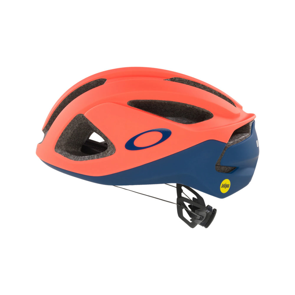 Oakley Helmet Aro3 Europe Tour De France 2021 - Beyond The Bike