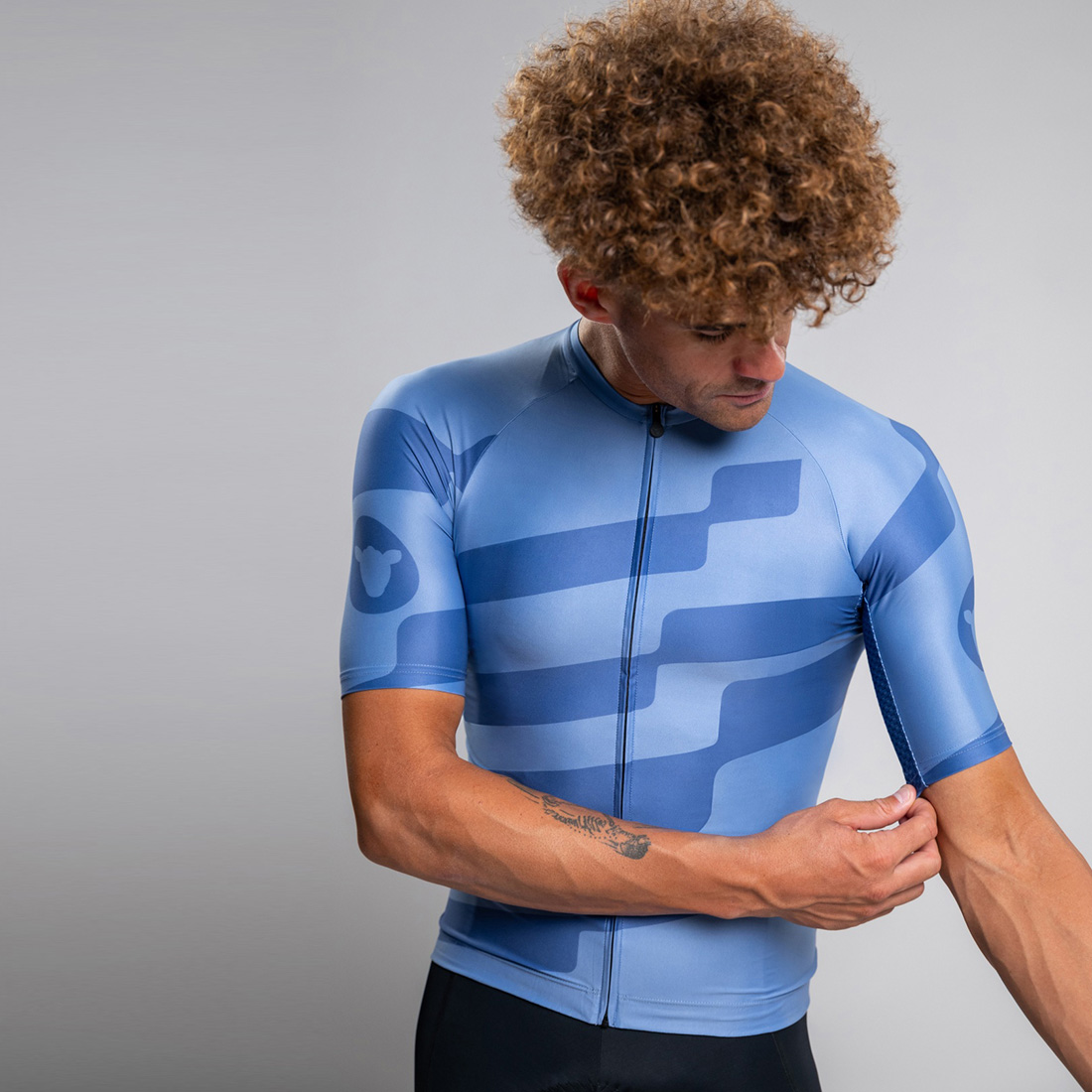 Black Sheep Cycling Men’S Essentials Tour Jersey 2.0 - Beyond The Bike